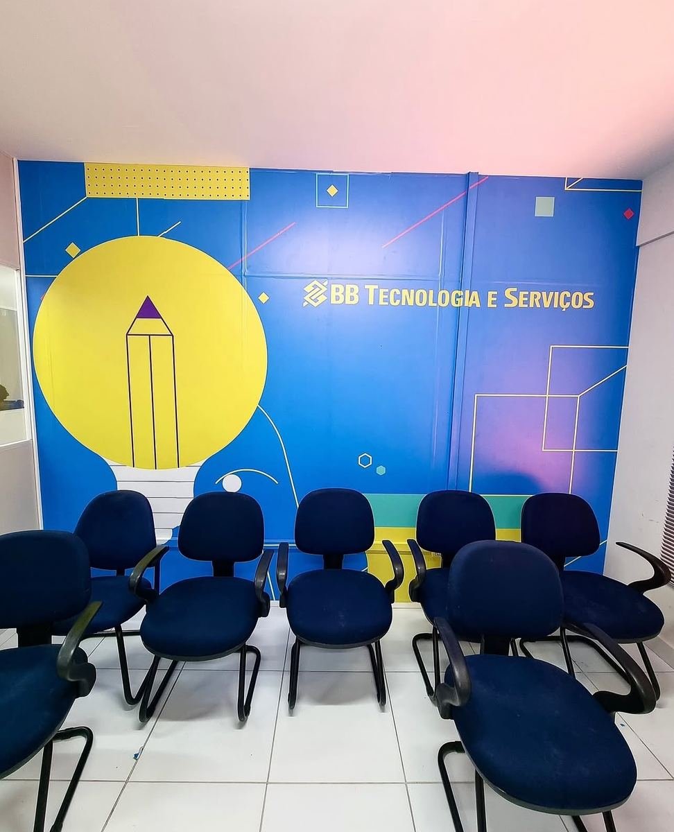 Trabalhos de Adesivos e Envelopamentos feitos pela Digiarts Gráfica