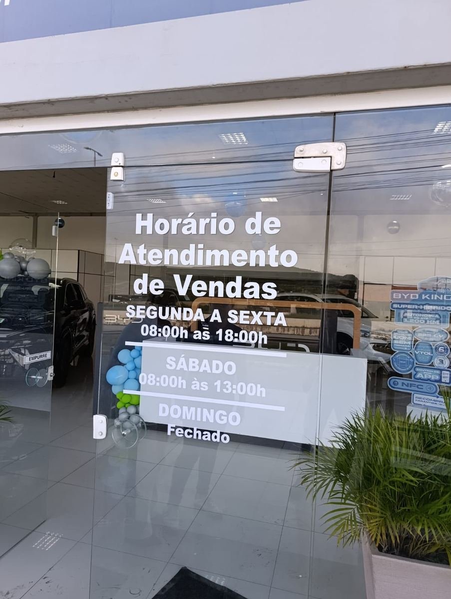 Trabalhos de Adesivos e Envelopamentos feitos pela Digiarts Gráfica