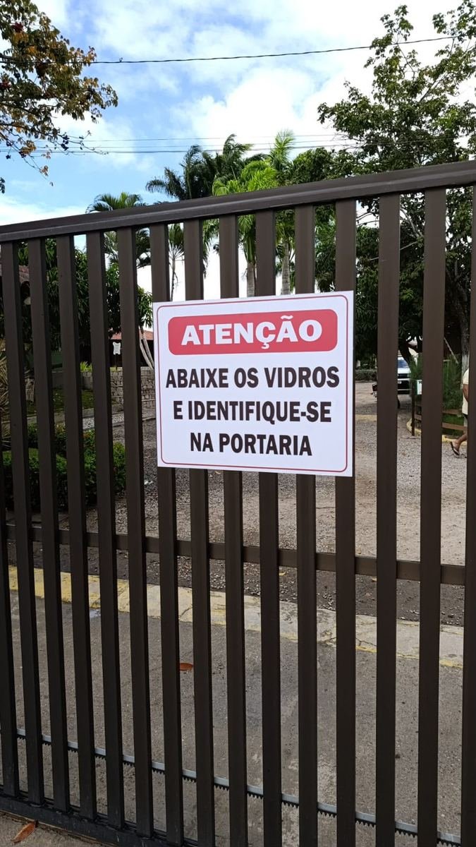 Trabalhos de Placas e Sinalização feitos pela Digiarts Gráfica