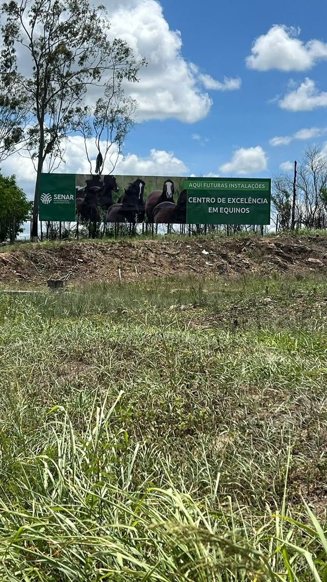 Trabalhos de Placas e Sinalização feitos pela Digiarts Gráfica