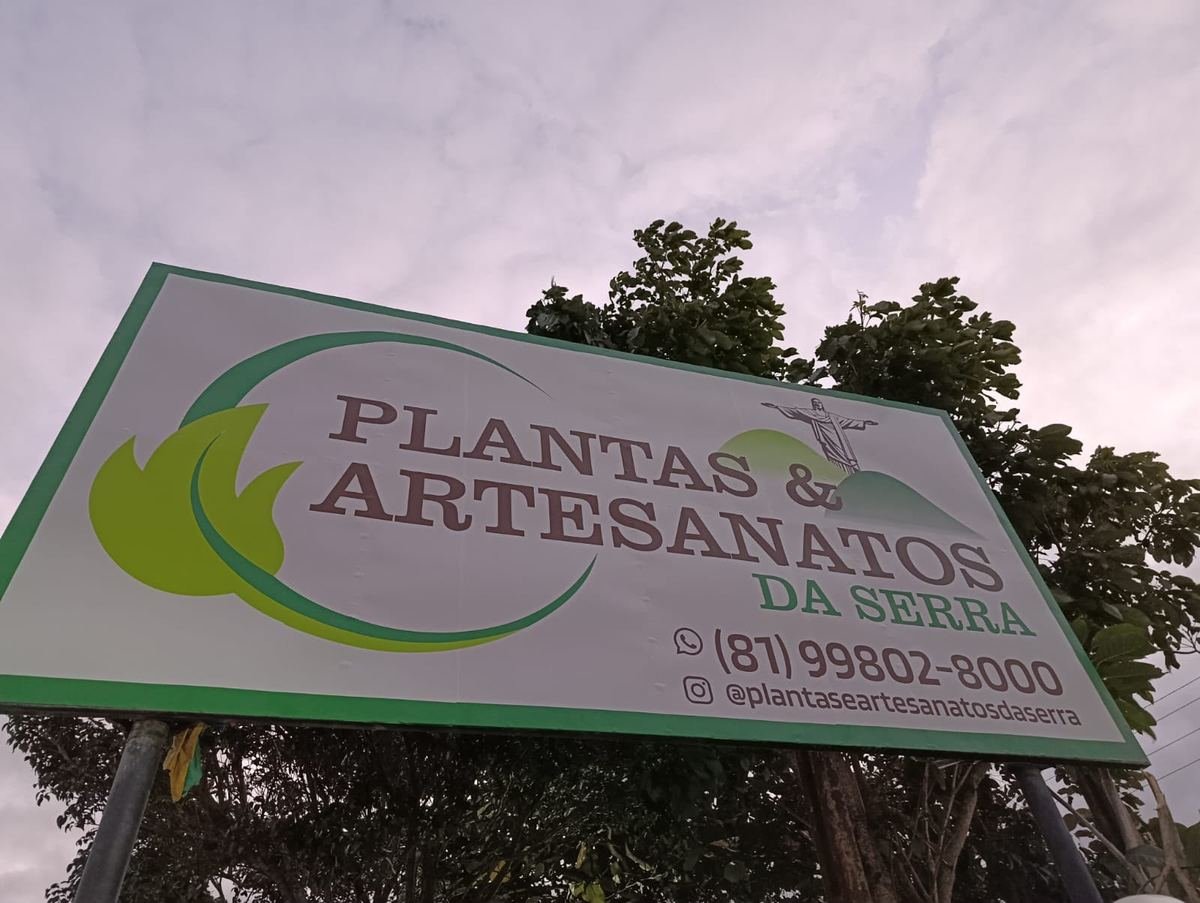 Trabalhos de Placas e Sinalização feitos pela Digiarts Gráfica